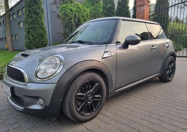 MINI Cooper S cena 30900 przebieg: 156000, rok produkcji 2007 z Łódź małe 379